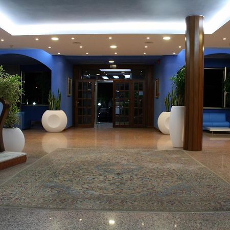 Hotel Rio Vasto Exterior photo
