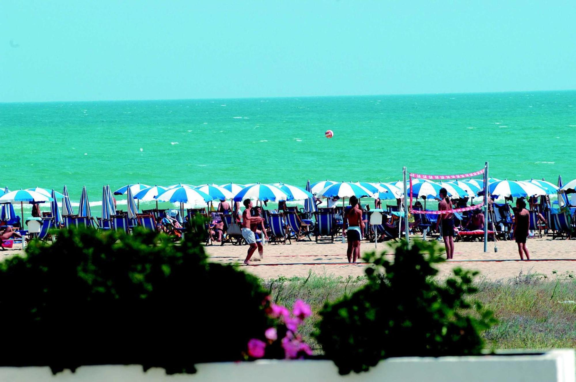 Hotel Rio Vasto Exterior photo